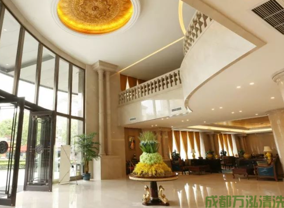 2025年9月6日彭州某大型中餐厅厨房油烟机和烟道清洗案例