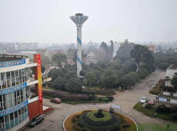 2025年9月29日彭州某厂区食堂厨房油烟机和烟道清洗案例